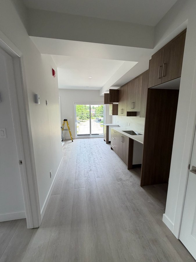 674 De l'Église Street - Photo 5