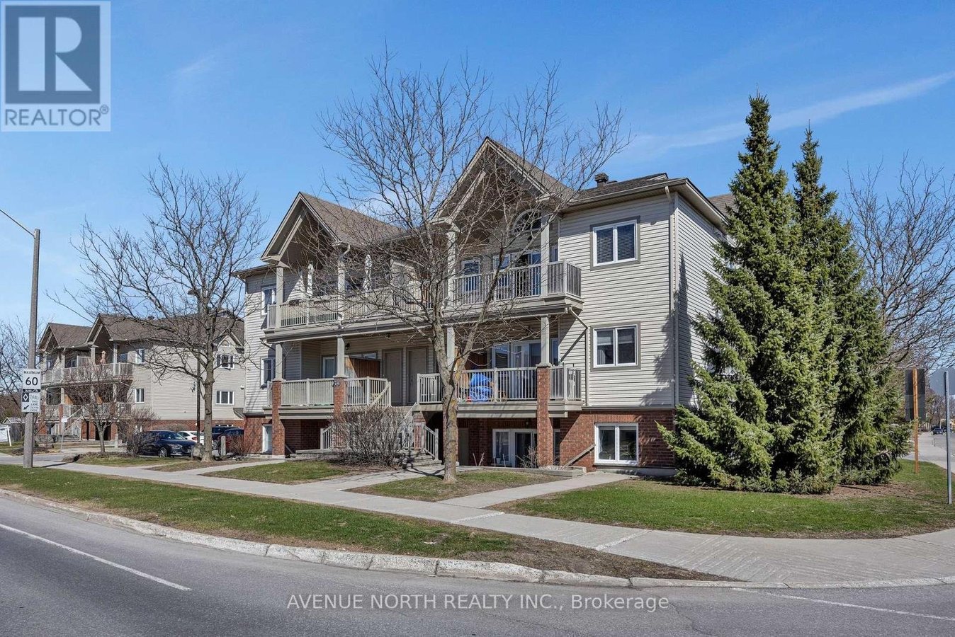 4 - 175 WATERBRIDGE DRIVE - Photo 2