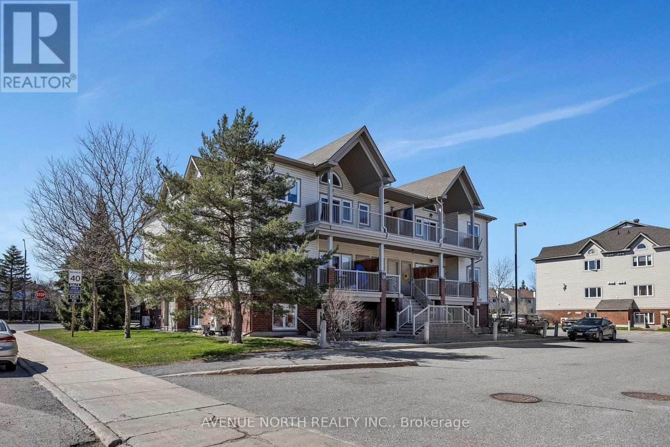 4 - 175 WATERBRIDGE DRIVE - Photo 6