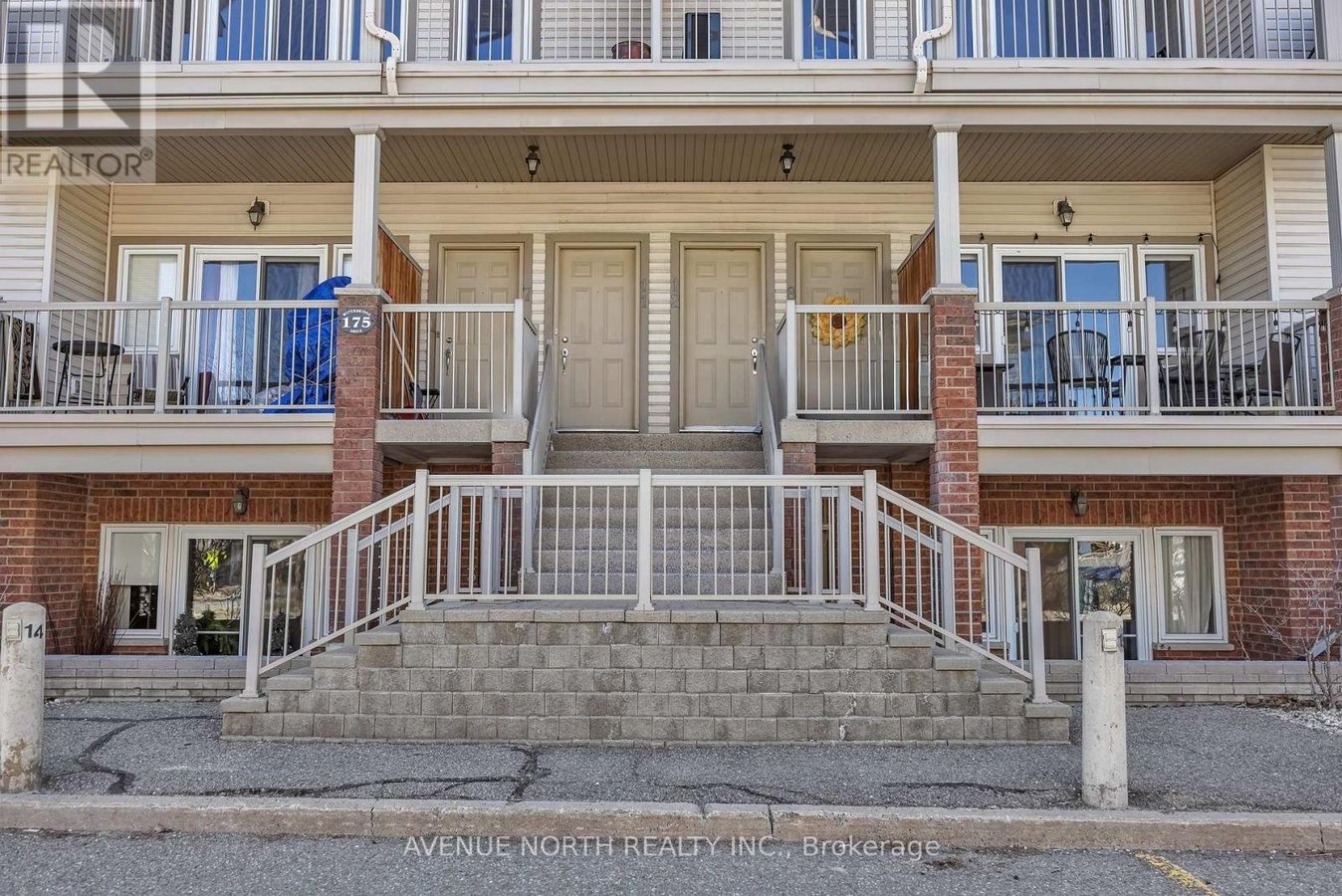 4 - 175 WATERBRIDGE DRIVE - Photo 8