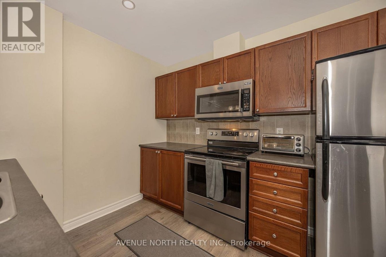 4 - 175 WATERBRIDGE DRIVE - Photo 16