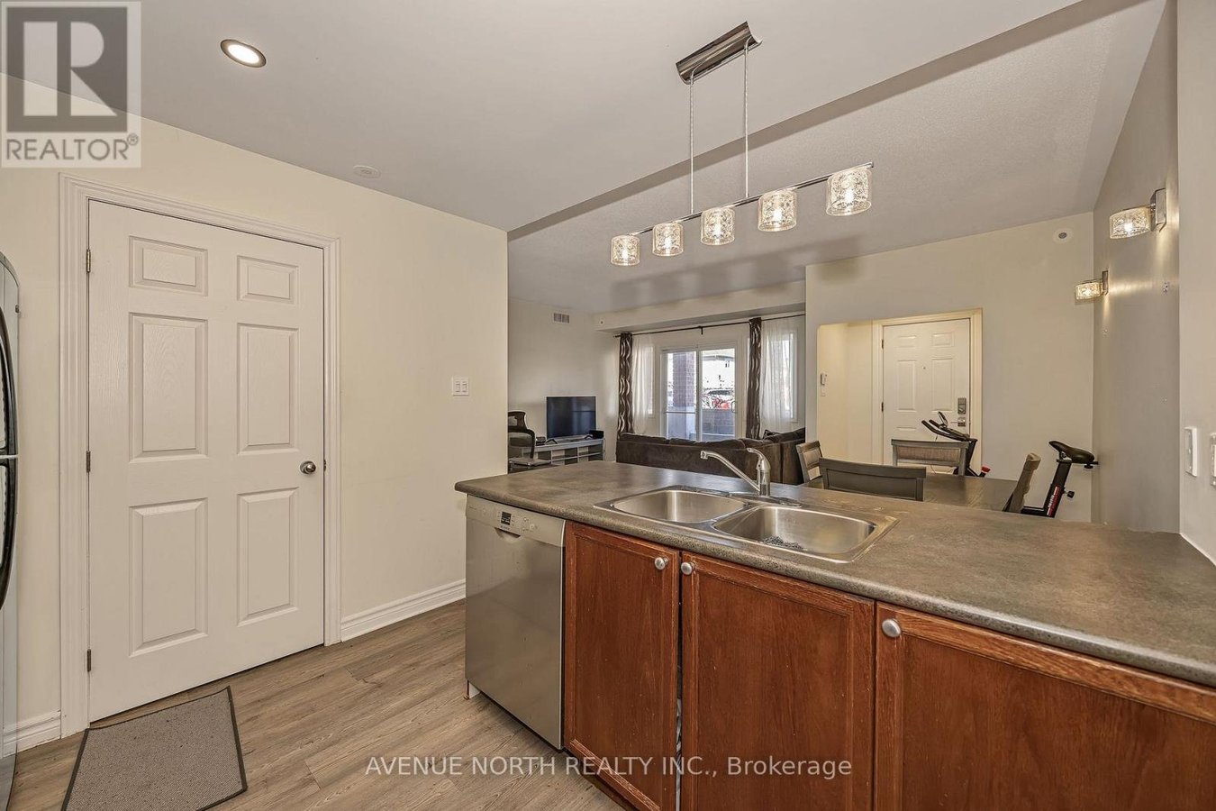4 - 175 WATERBRIDGE DRIVE - Photo 17