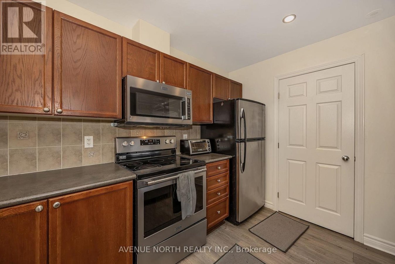 4 - 175 WATERBRIDGE DRIVE - Photo 18
