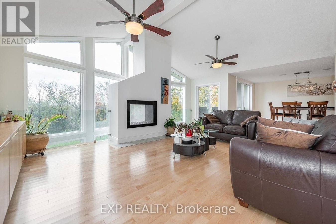 1238 BARNWELL CRESCENT - Photo 23