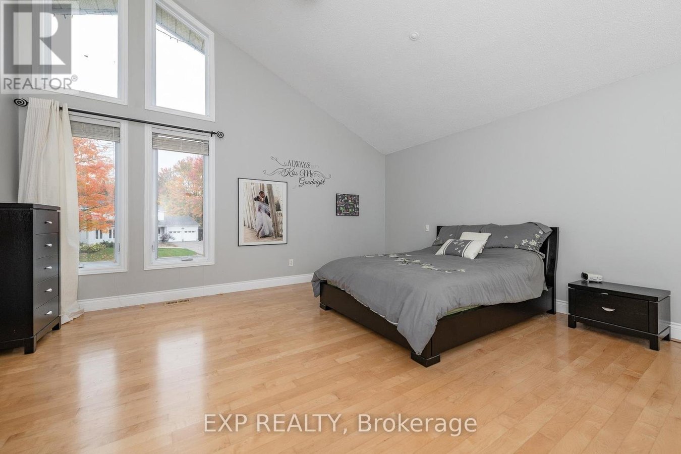 1238 BARNWELL CRESCENT - Photo 28