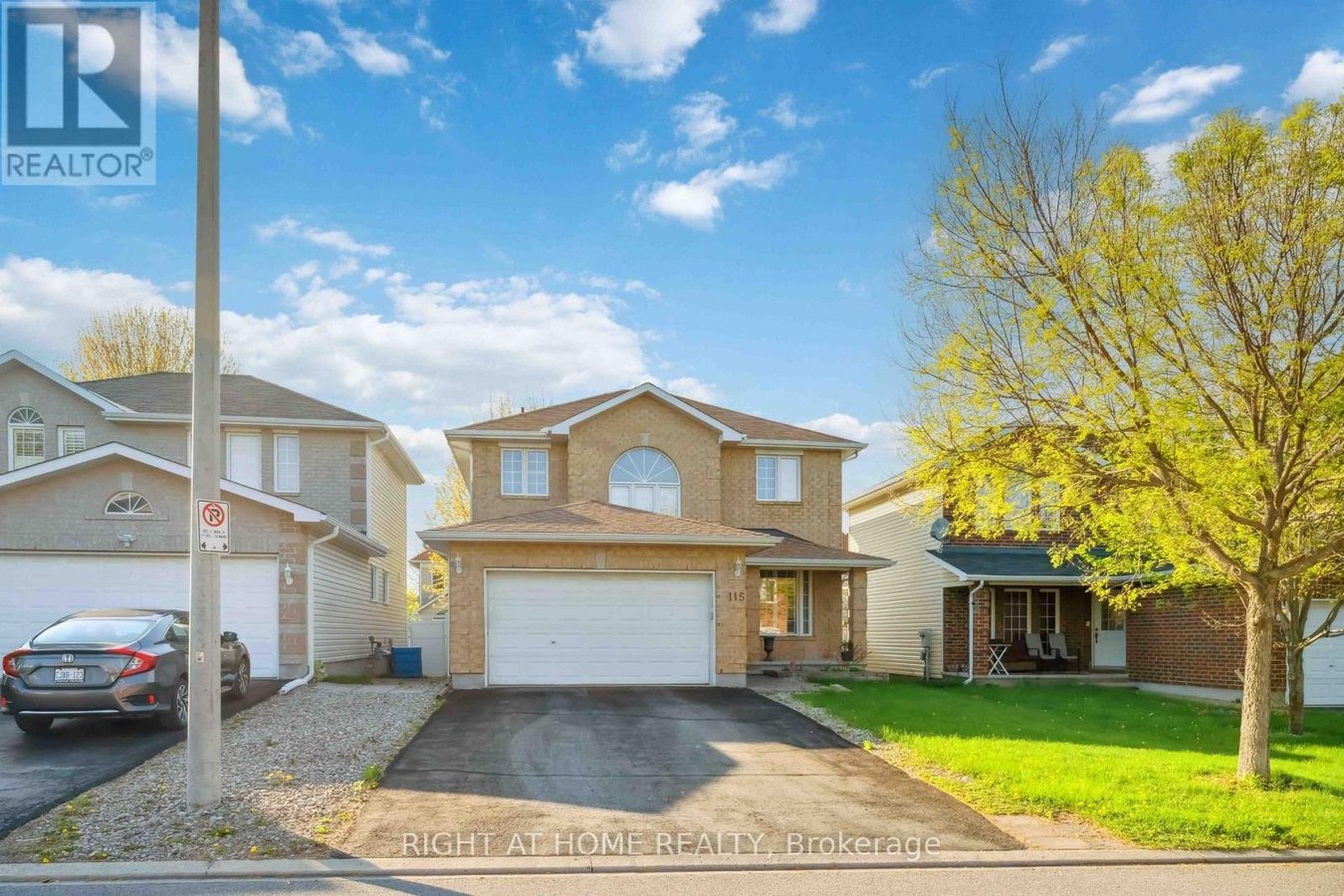 115 WOLISTON CRESCENT - Photo 1