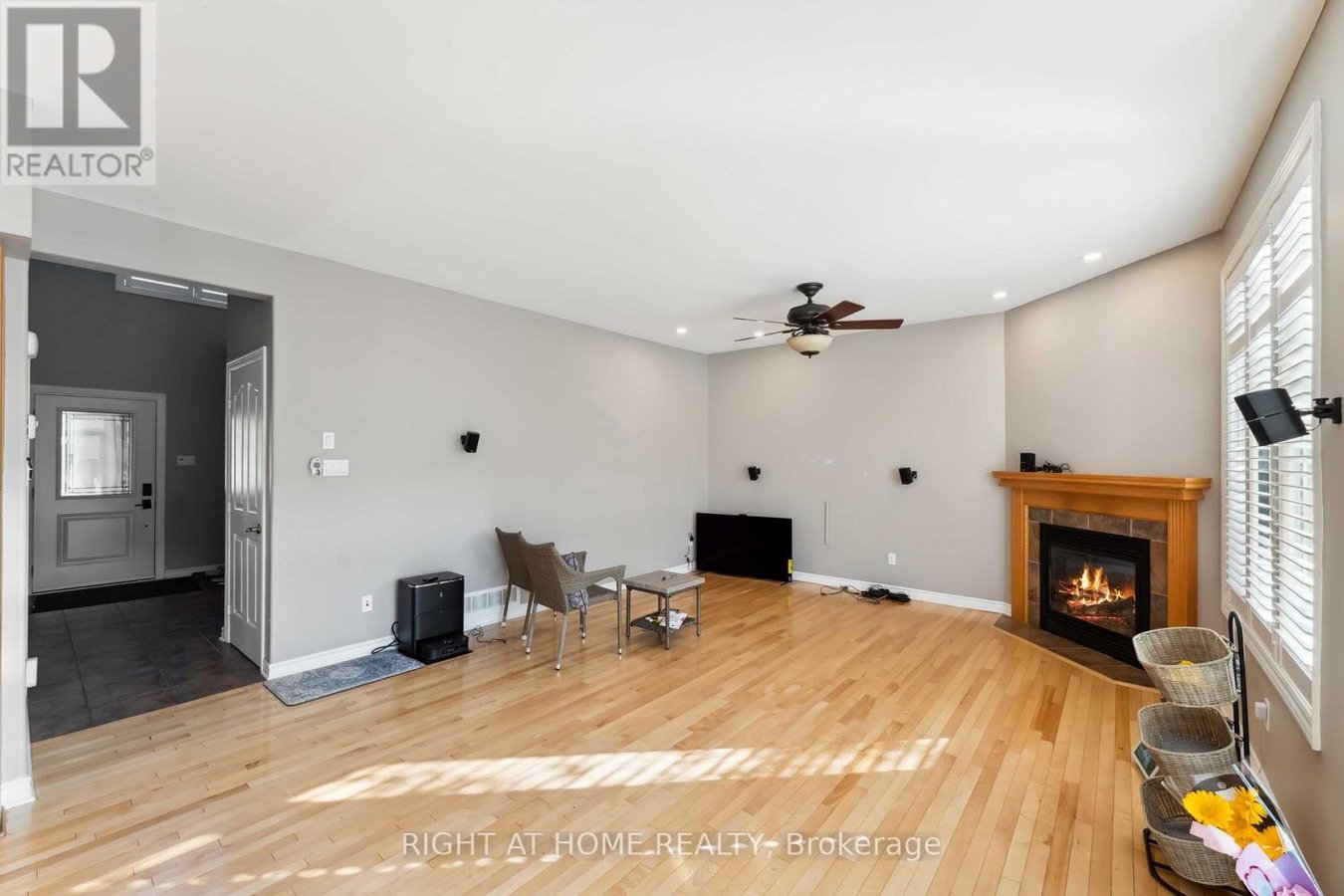 115 WOLISTON CRESCENT - Photo 7