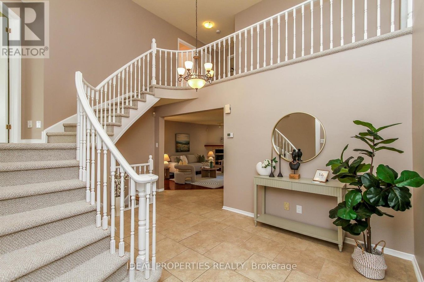 39 HUNTINGS END AVENUE - Photo 4