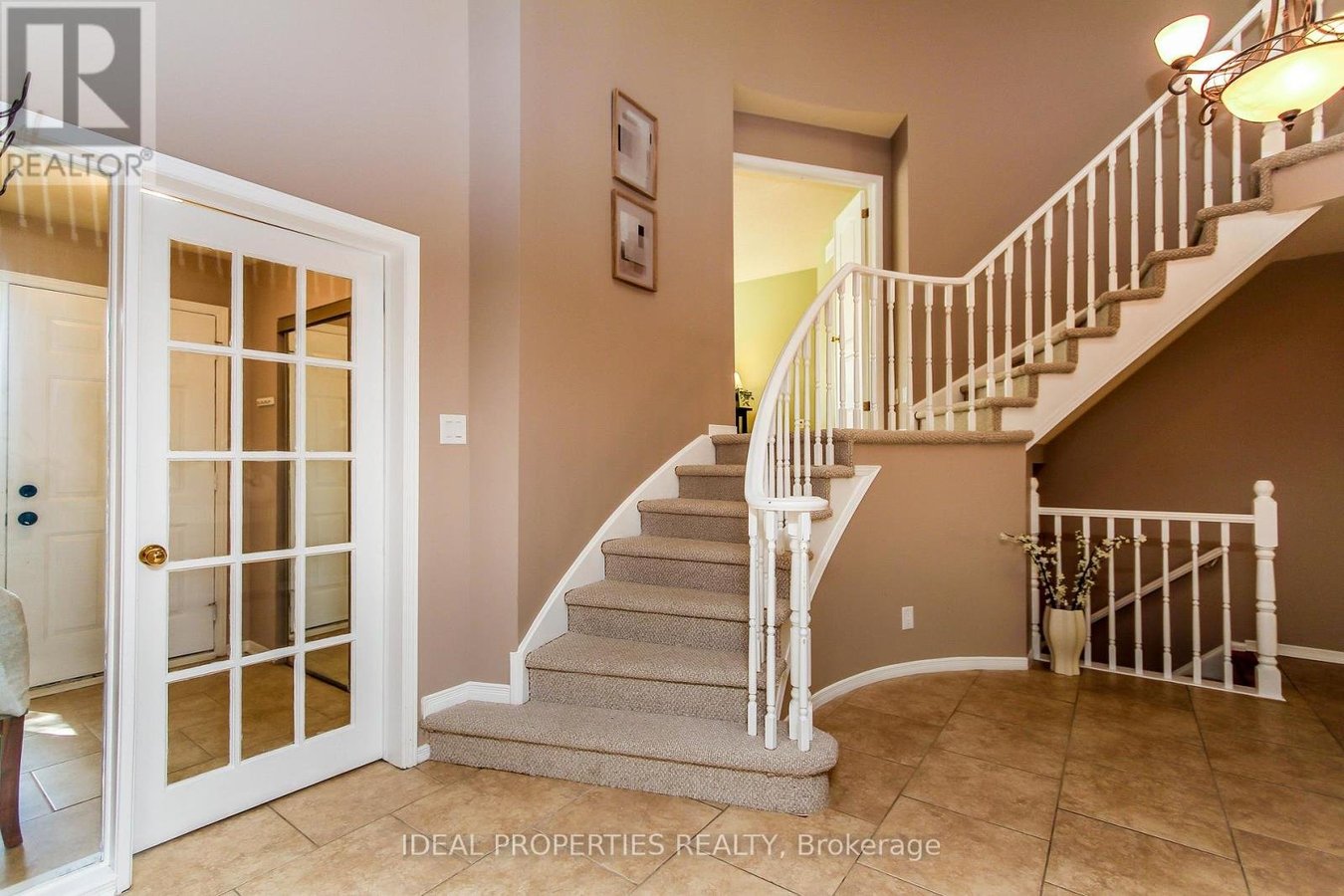 39 HUNTINGS END AVENUE - Photo 5