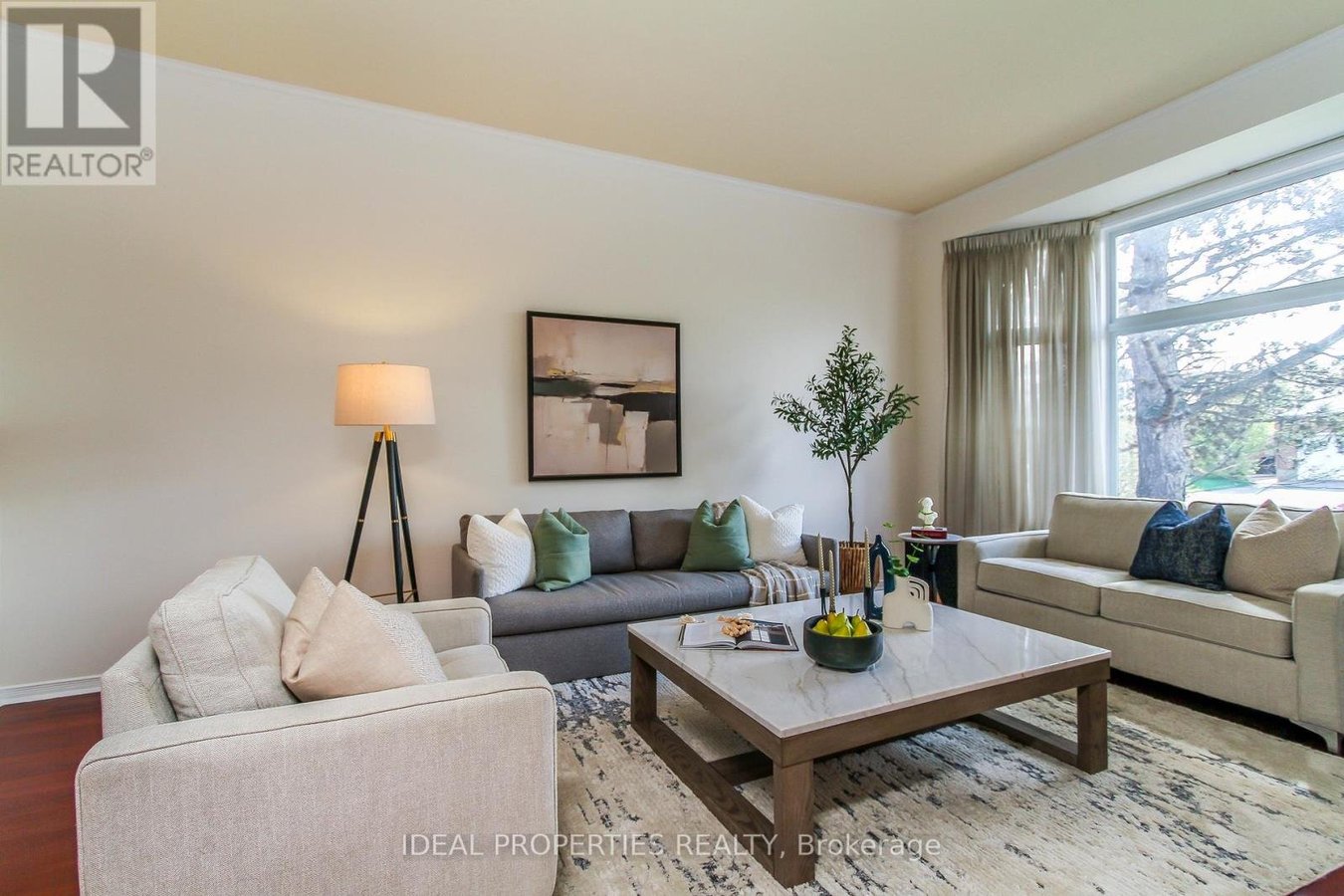 39 HUNTINGS END AVENUE - Photo 7