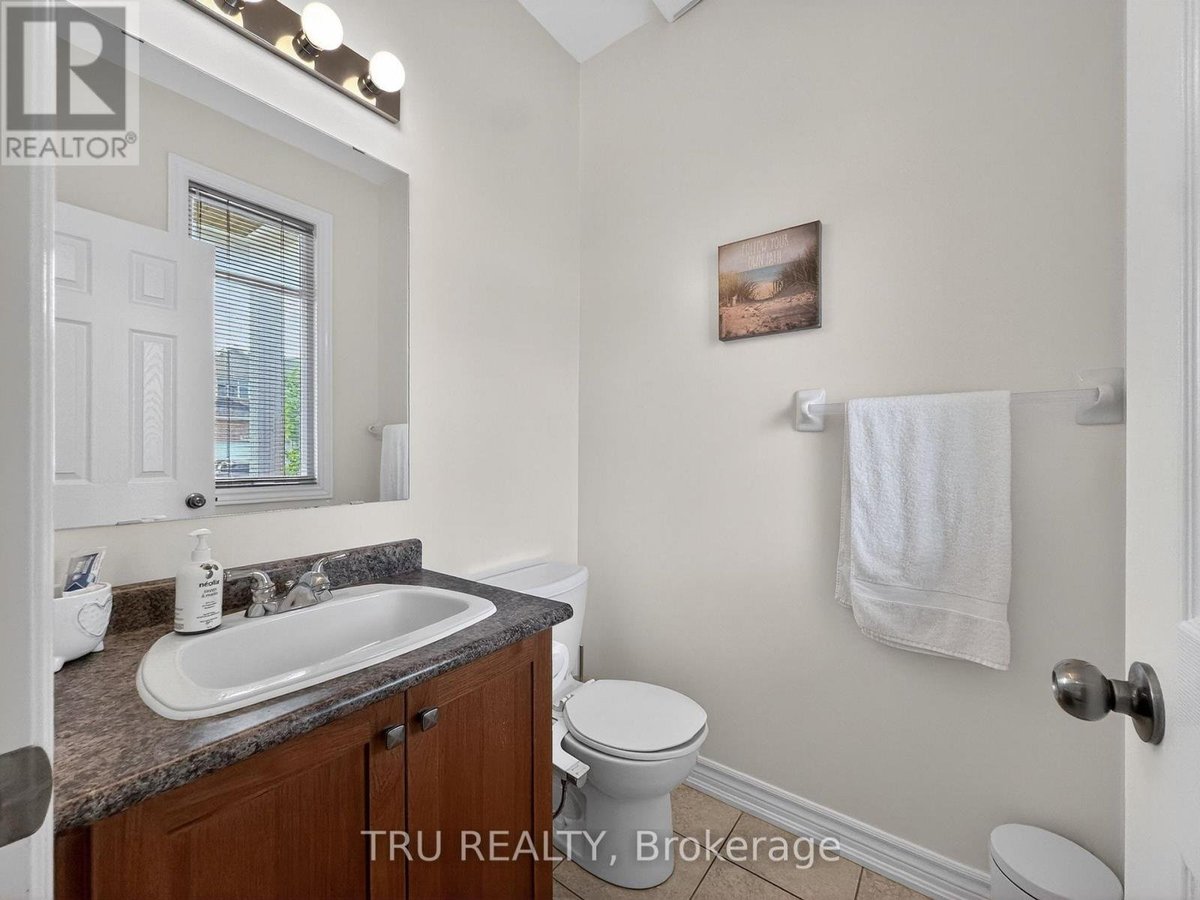 200 CELTIC RIDGE CRESCENT - Photo 4