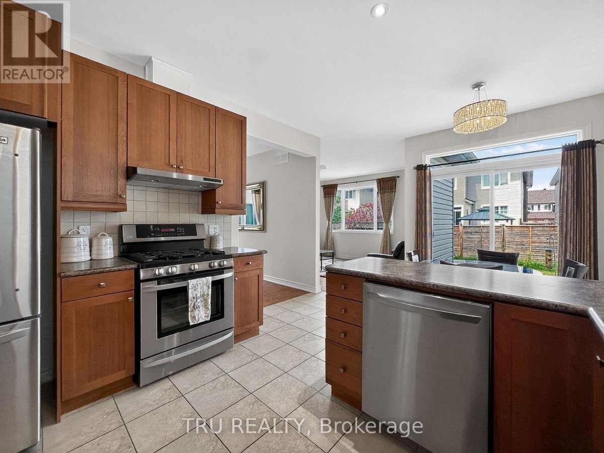 200 CELTIC RIDGE CRESCENT - Photo 11