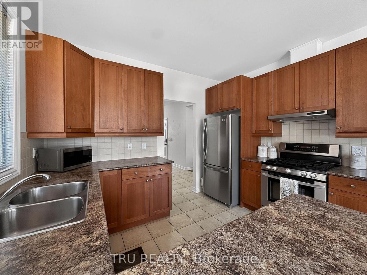 200 CELTIC RIDGE CRESCENT - Photo 12