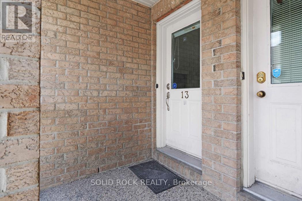 13 - 1701 BLOHM DRIVE - Photo 2