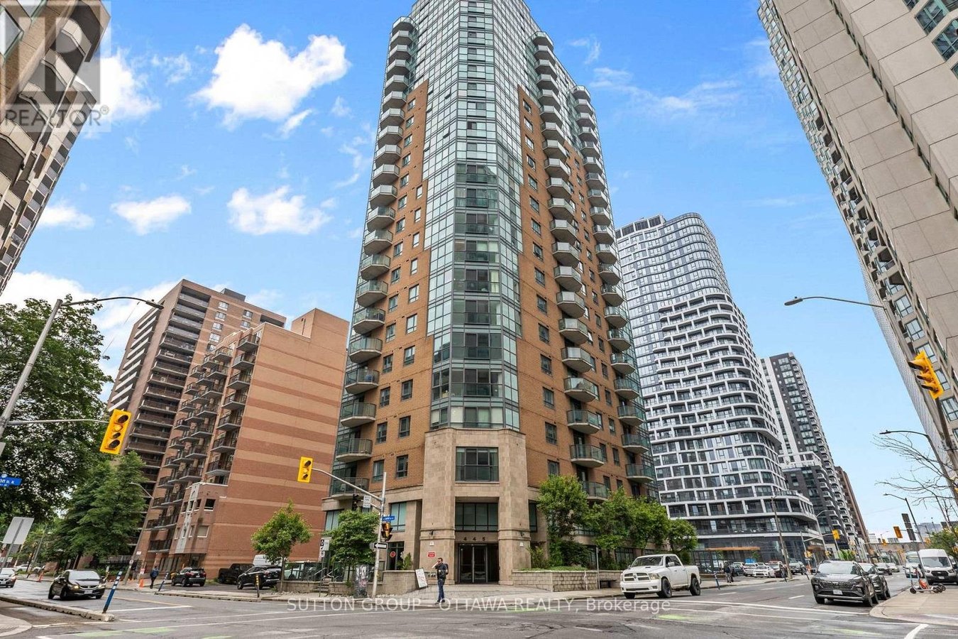 905 - 445 LAURIER AVENUE W - Photo 1
