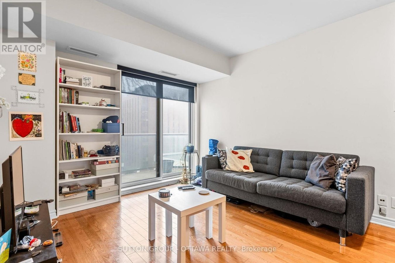 905 - 445 LAURIER AVENUE W - Photo 2