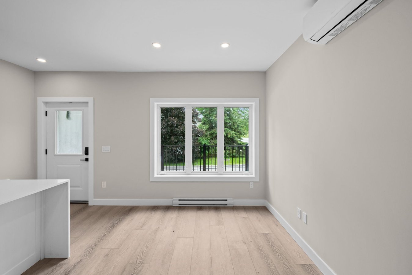 331 Bloomfield Avenue - Photo 6