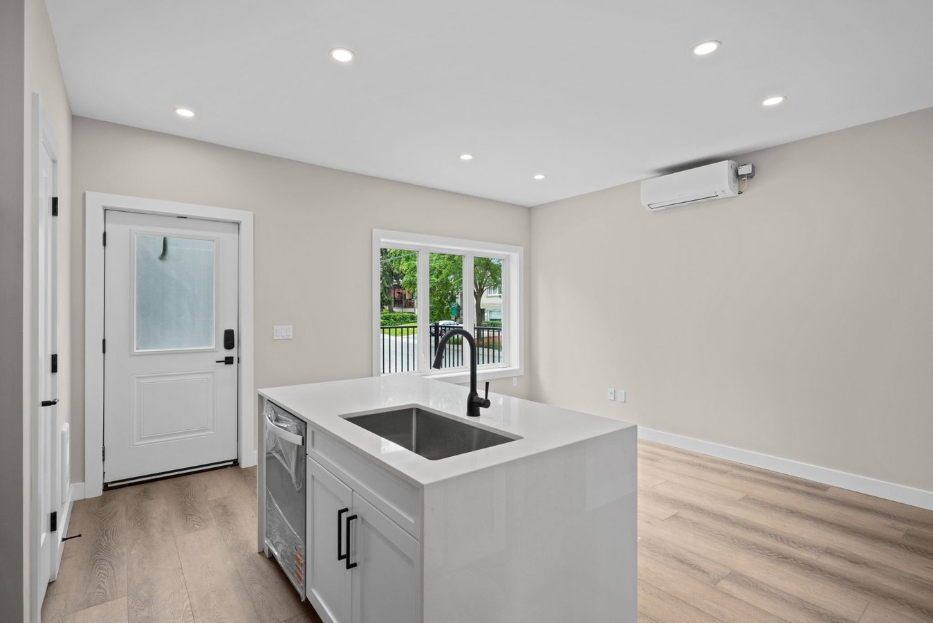 331 Bloomfield Avenue - Photo 7