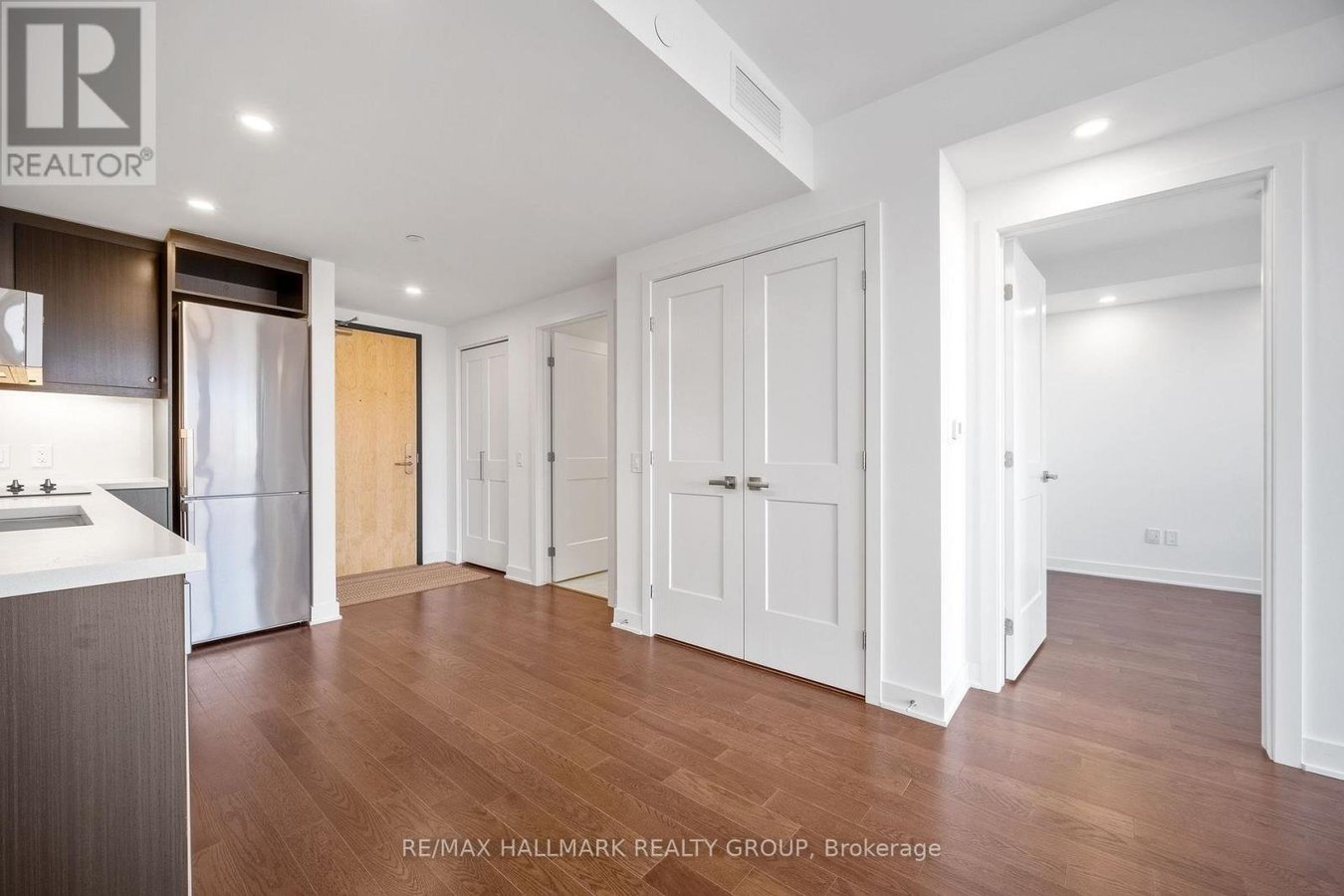 1403 - 340 QUEEN STREET - Photo 6