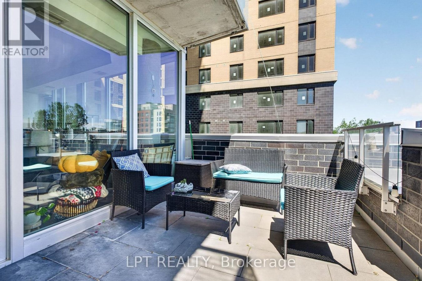 307 - 111 CHAMPAGNE AVENUE S - Photo 37
