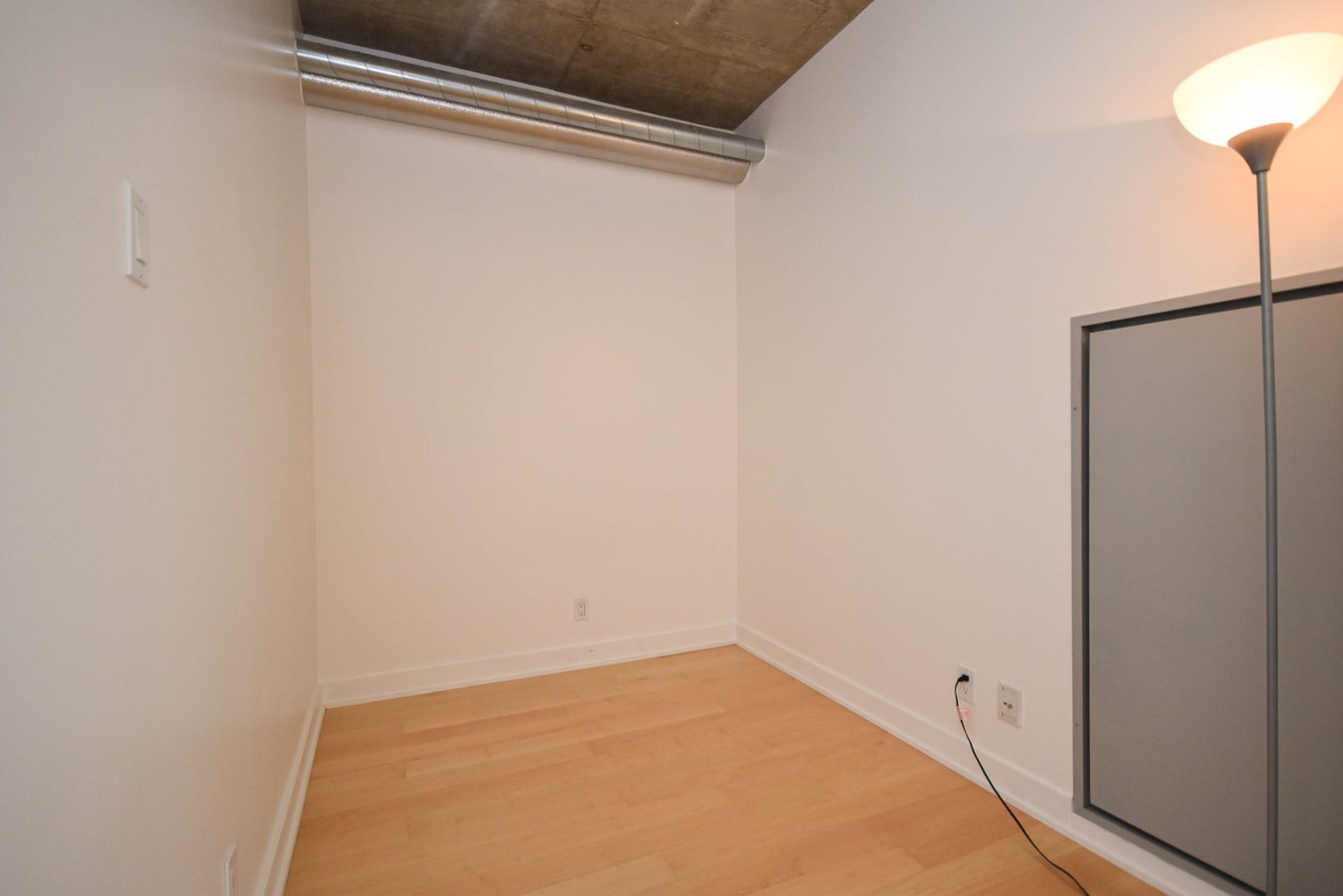 349 McLeod Street - Photo 16