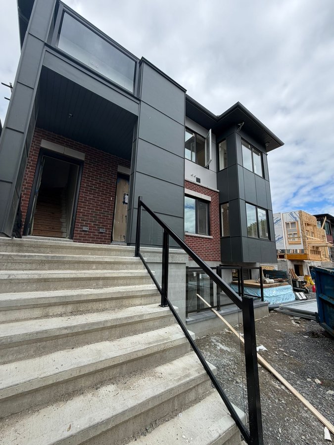 1301 Thames Street - Photo 2