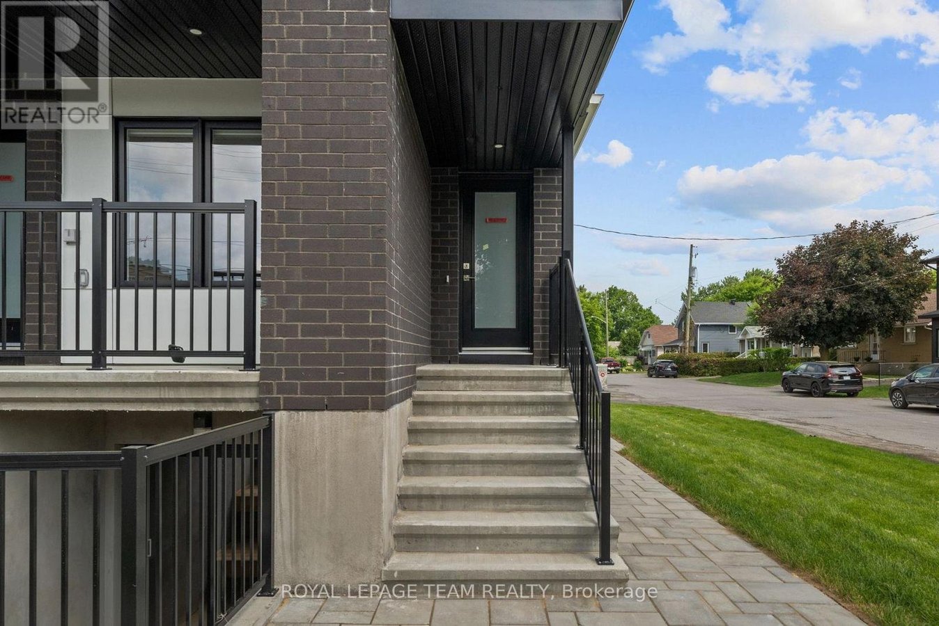 UPPER - 998 HOLLINGTON STREET - Photo 3