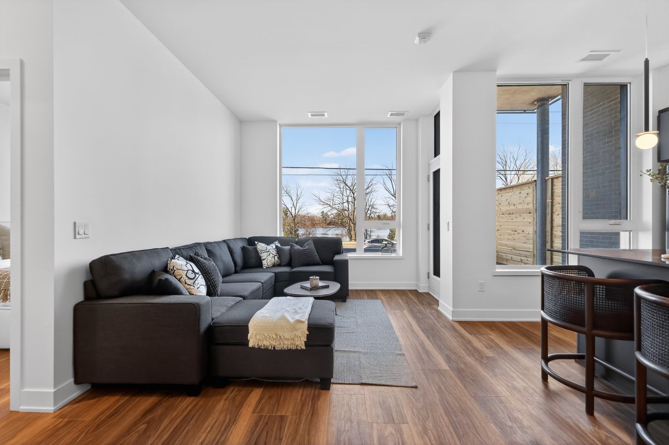 3071 Riverside Drive - Photo 20