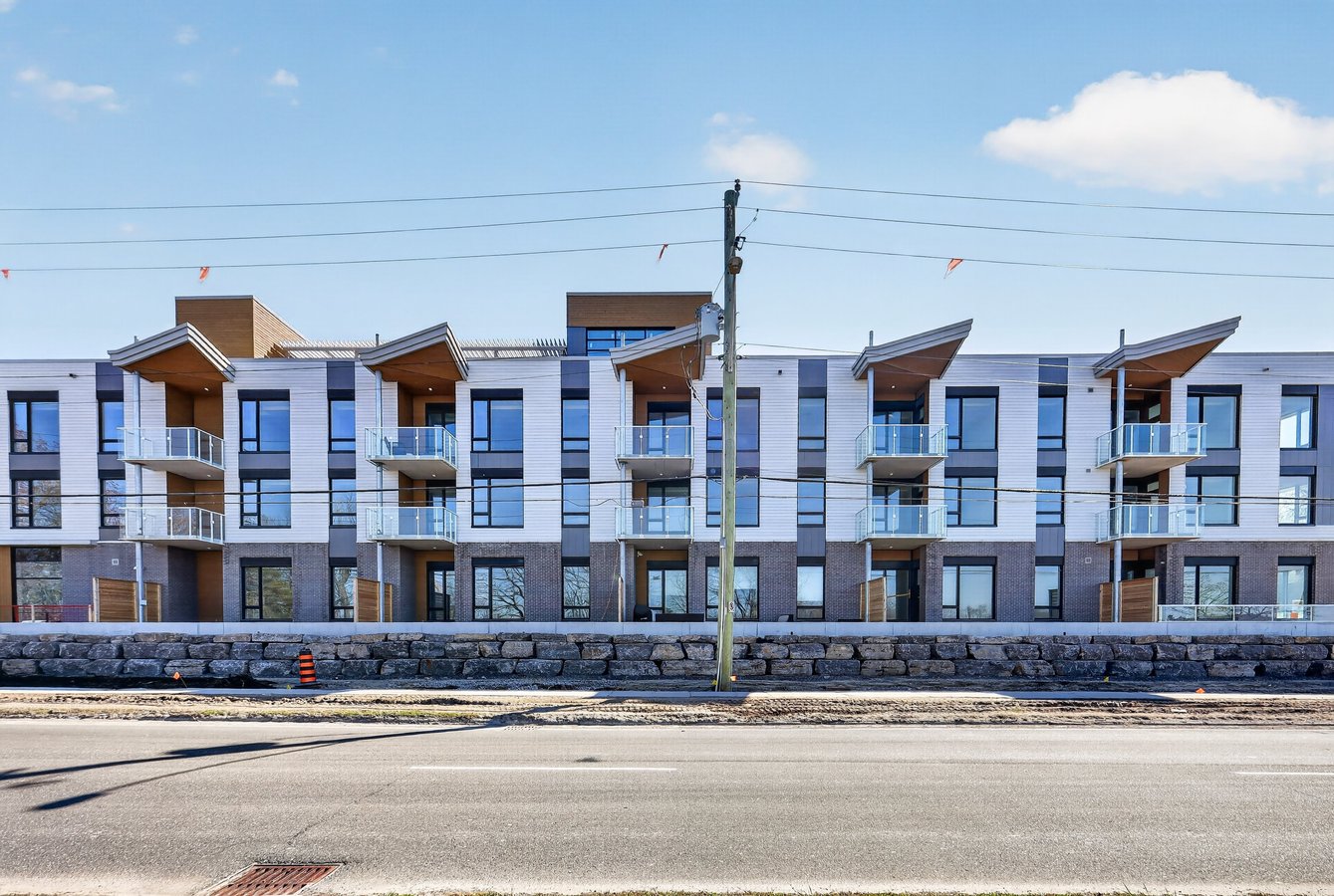 3071 Riverside Drive - Photo 30