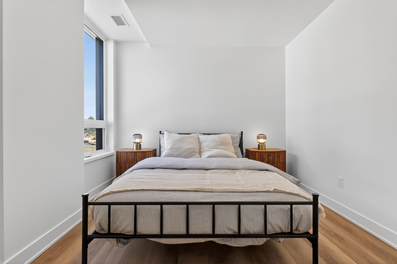 3071 Riverside Drive - Photo 13