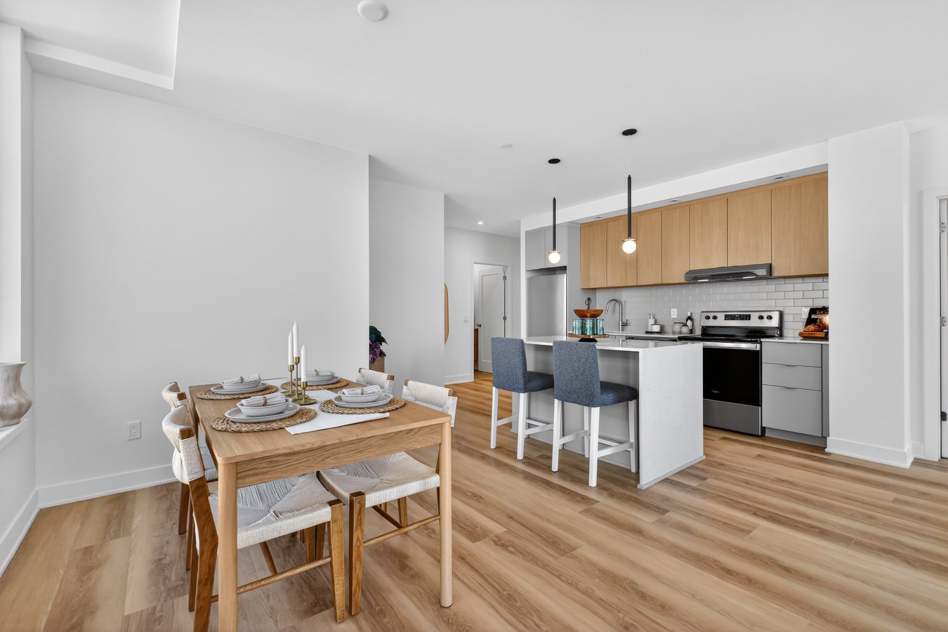 3071 Riverside Drive - Photo 5