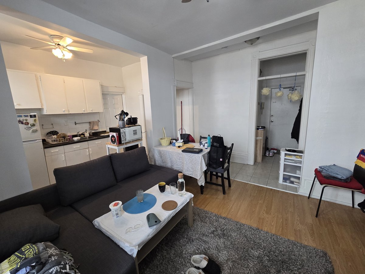 227 Laurier Avenue East - Photo 1