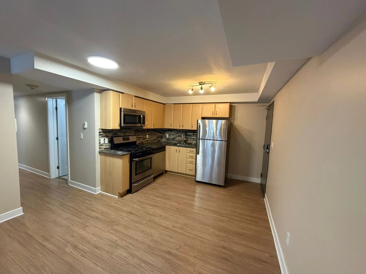 455 Green Avenue - Photo 12