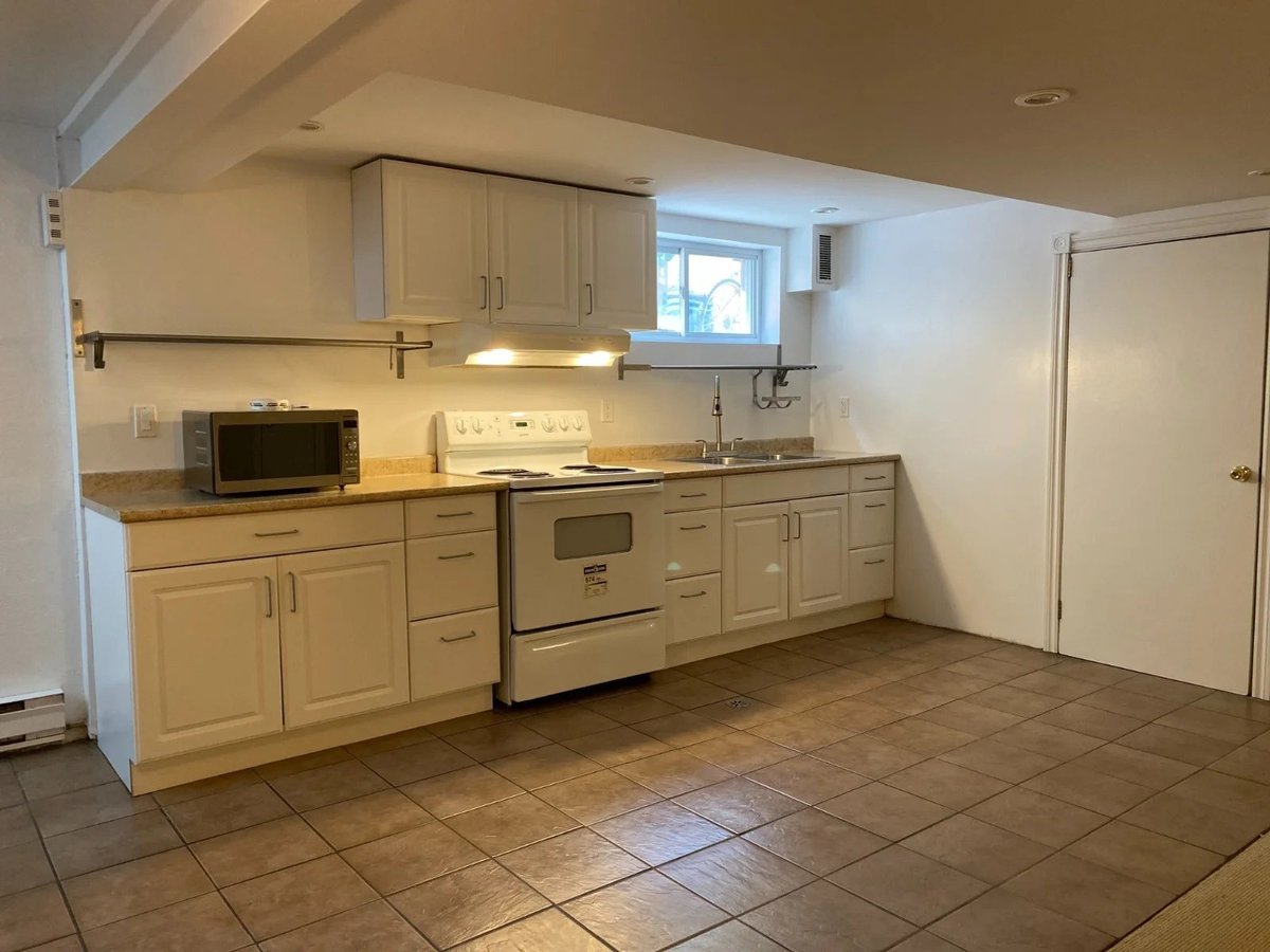 145 Hopewell Avenue - Photo 3