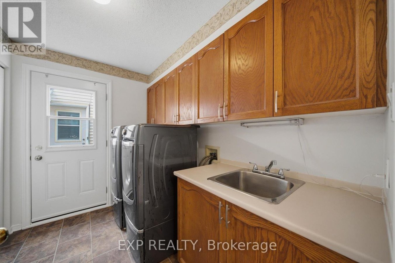 2023 ROLLING BROOK DRIVE - Photo 8