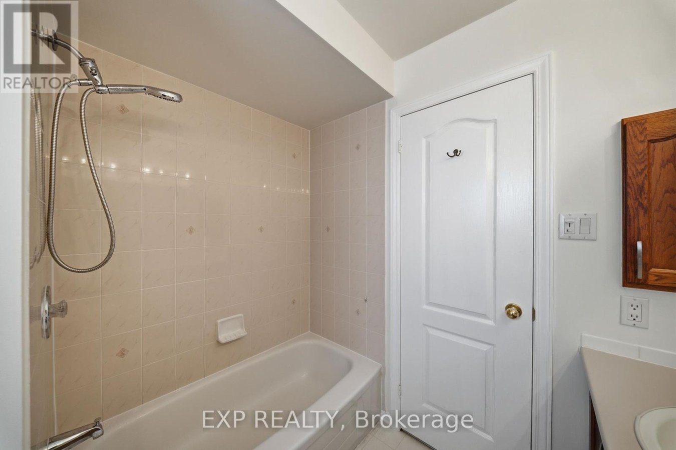 2023 ROLLING BROOK DRIVE - Photo 23