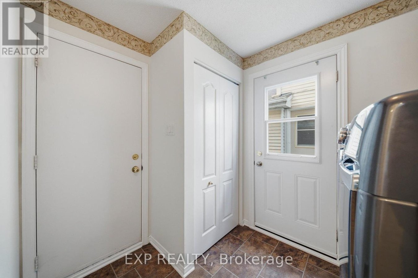 2023 ROLLING BROOK DRIVE - Photo 9