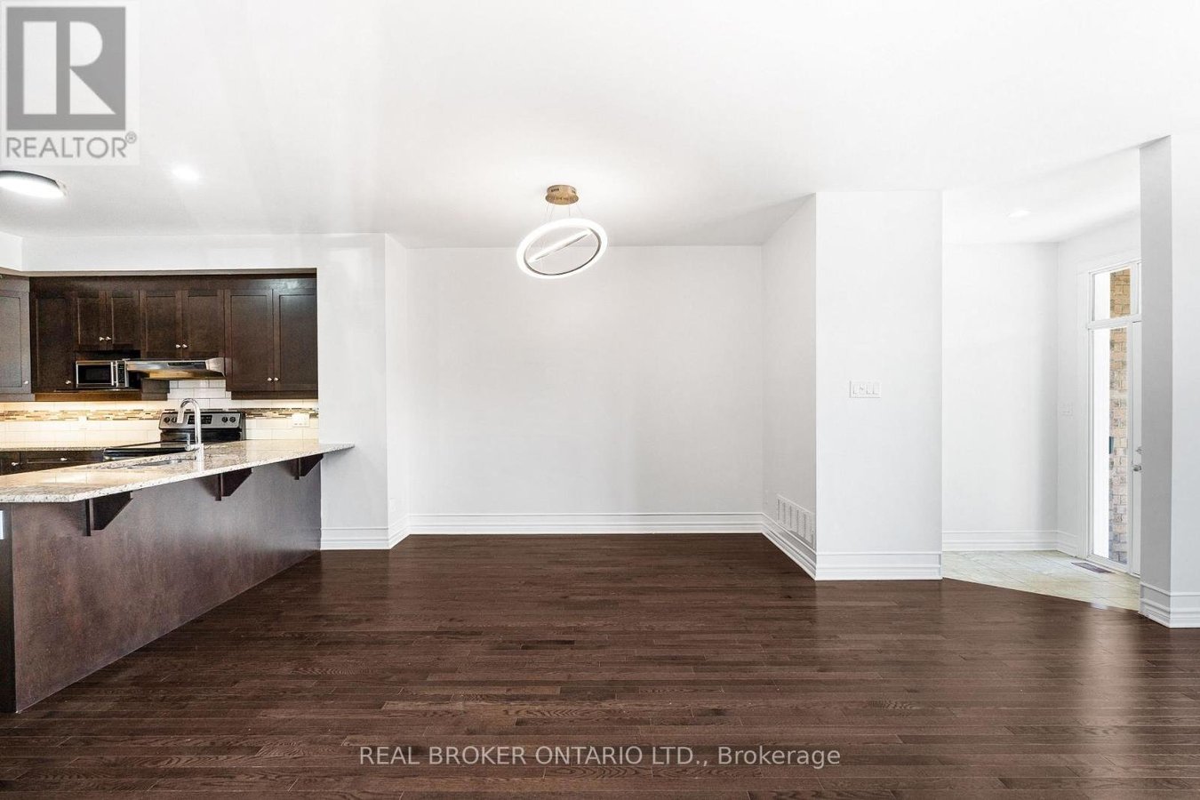 43 CLARIDGE DRIVE - Photo 7