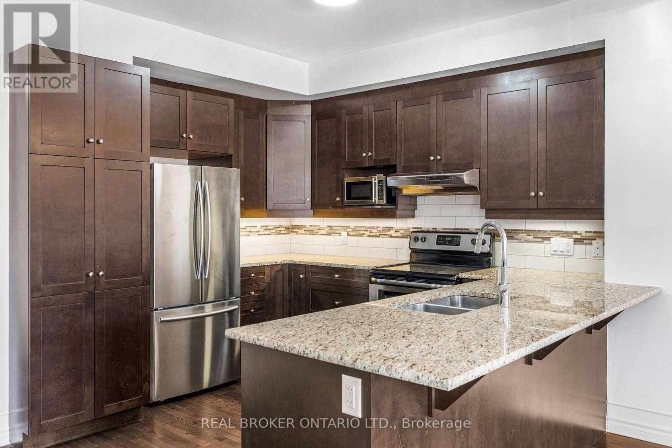 43 CLARIDGE DRIVE - Photo 9