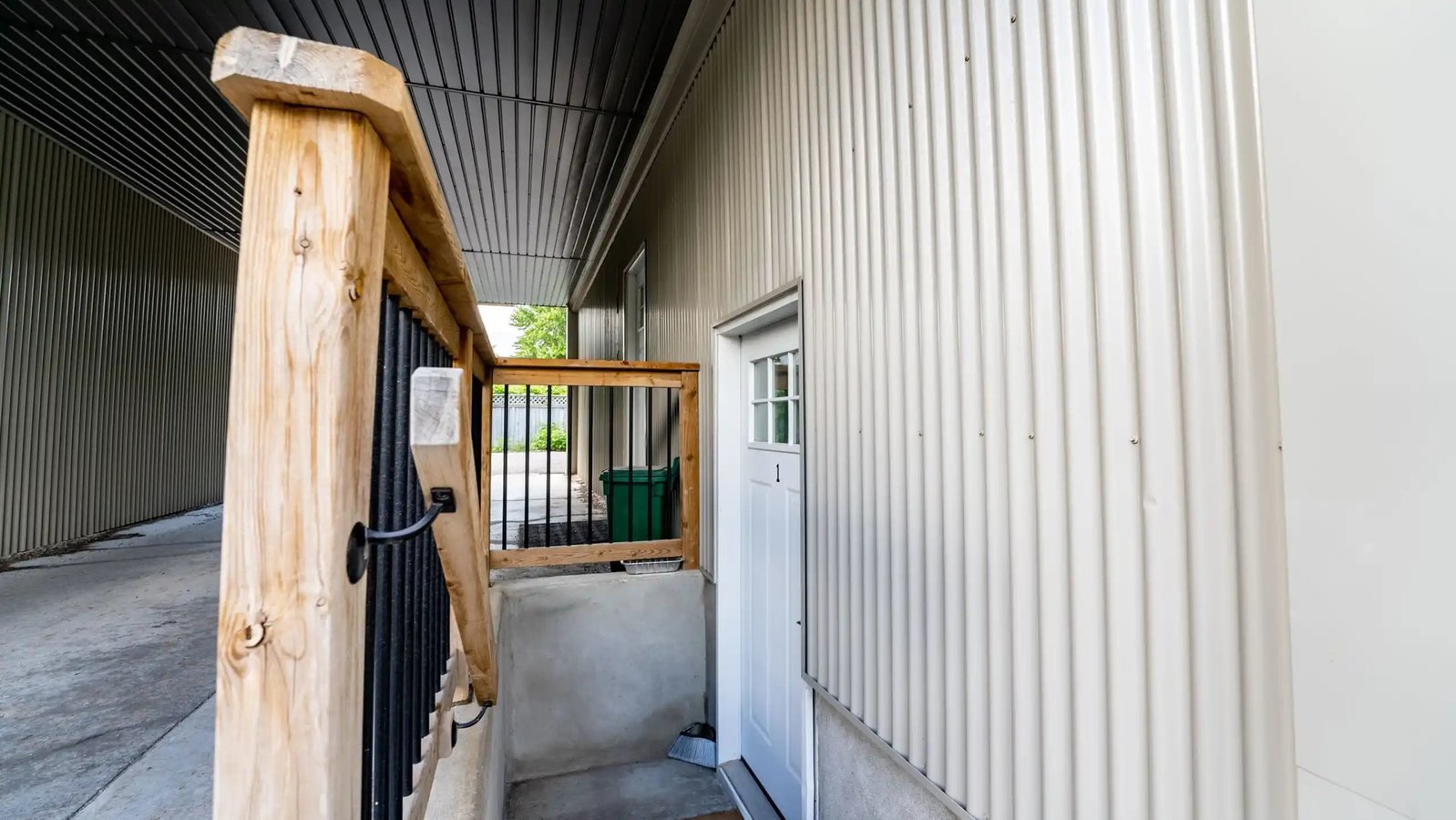 1179 Shillington Avenue - Photo 2