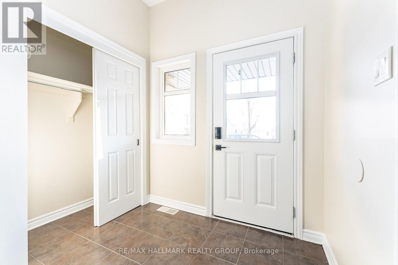 155 CALVINGTON AVENUE - Photo 4