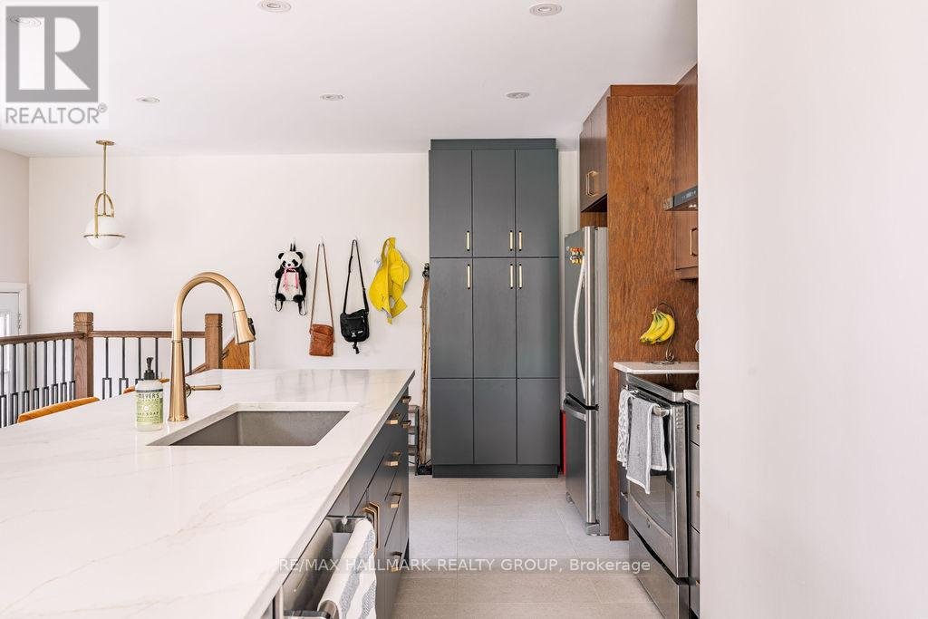 199 LENNOX PARK AVENUE - Photo 13