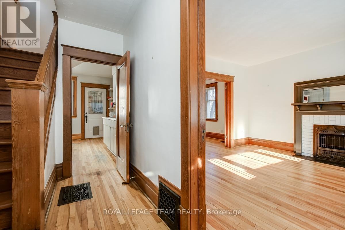 995 GLADSTONE AVENUE - Photo 4