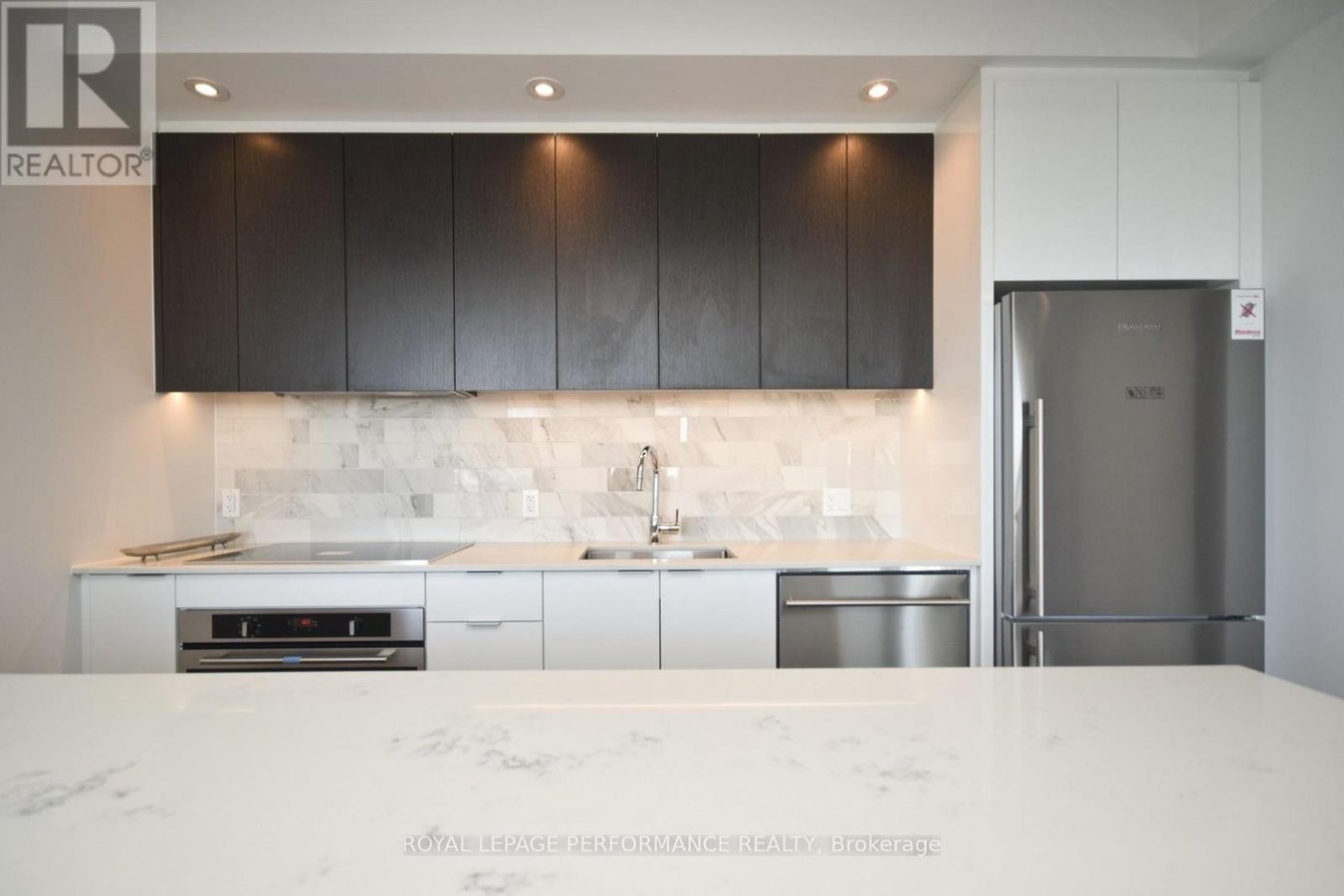 2109 - 20 DALY AVENUE - Photo 6