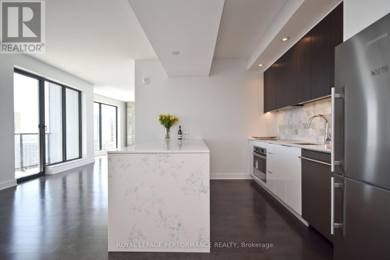 2109 - 20 DALY AVENUE - Photo 7