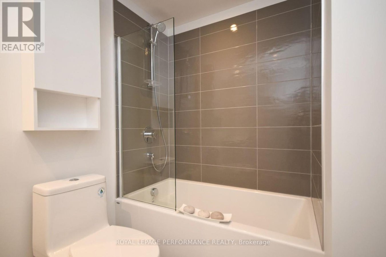 2109 - 20 DALY AVENUE - Photo 24