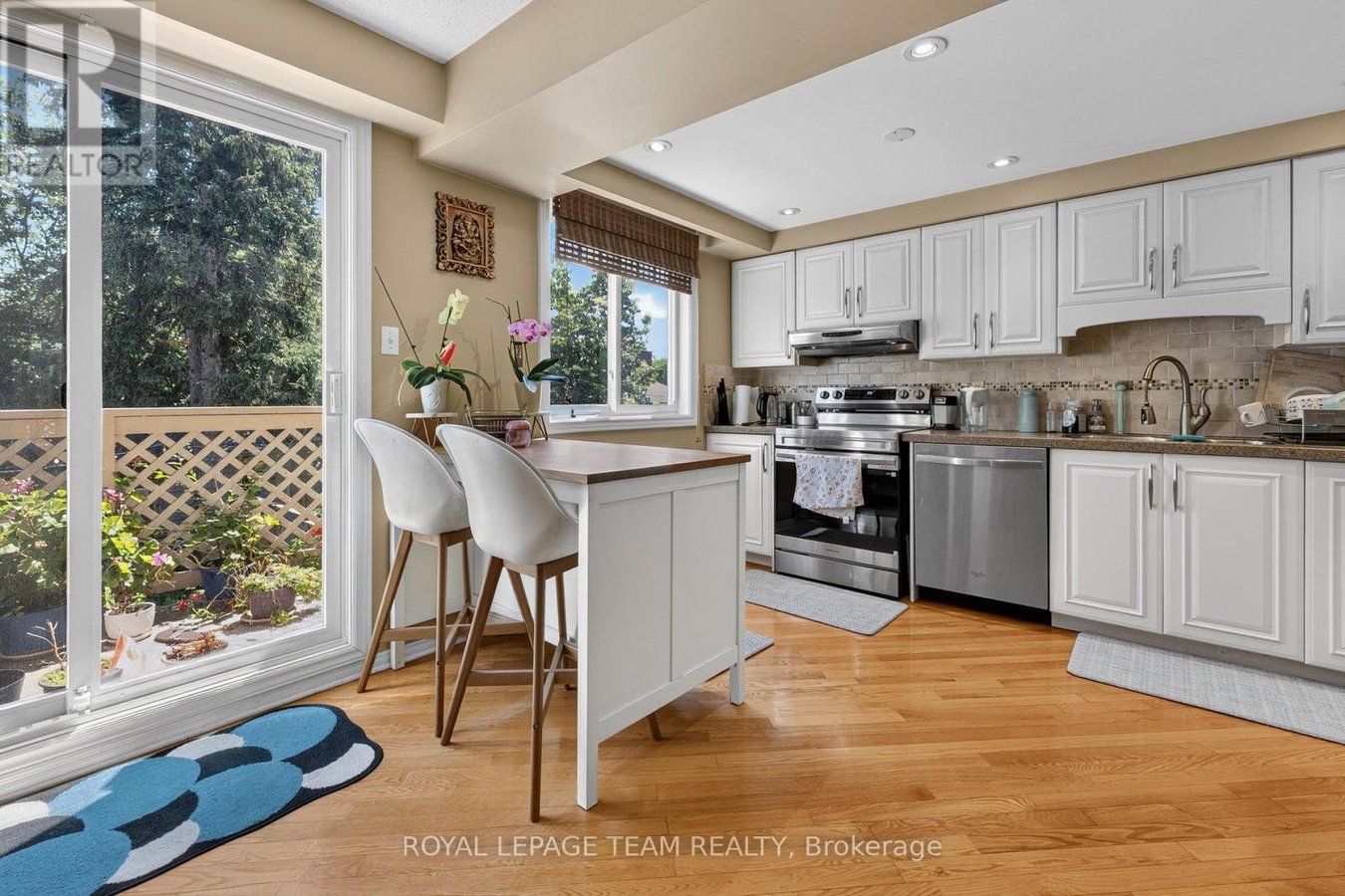 2086 CARLING AVENUE - Photo 11