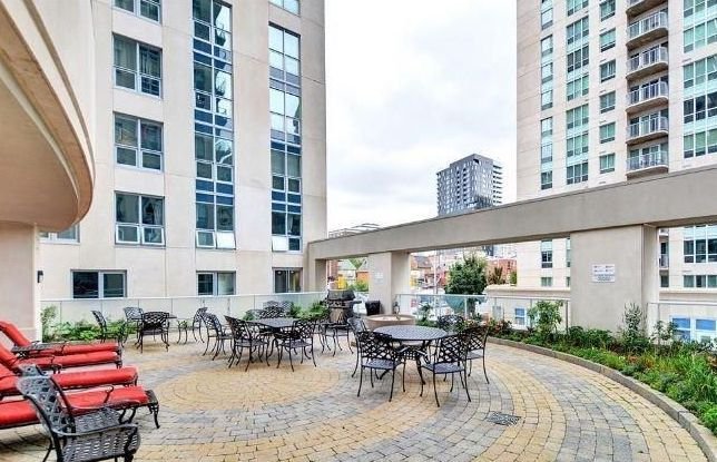 195 Besserer Street - Photo 23