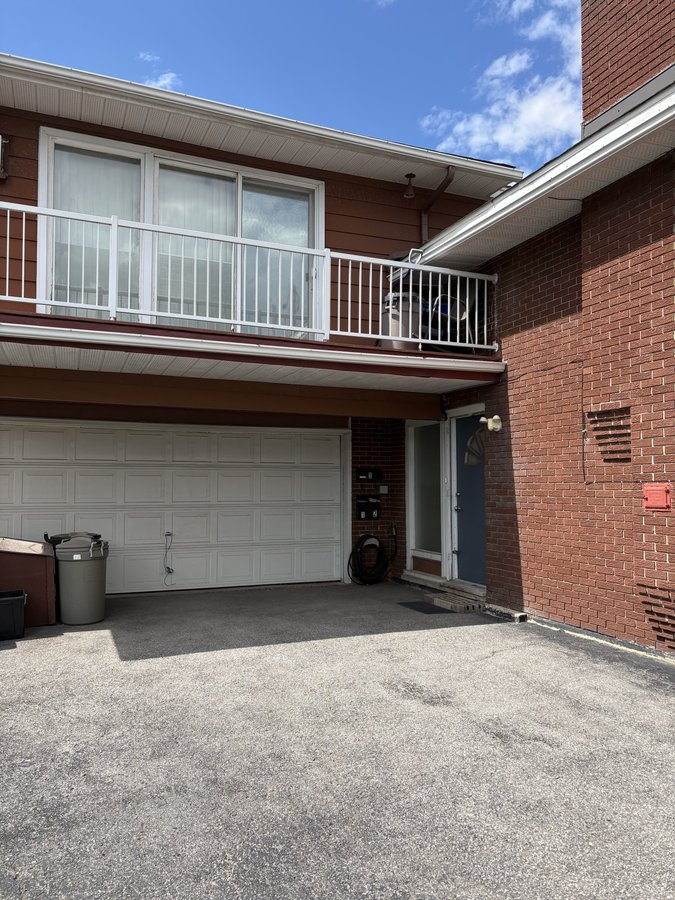 609 Malartic Avenue - Photo 2