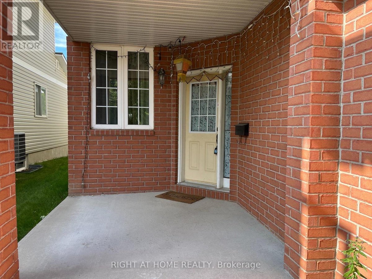 270 DEERCROFT AVENUE - Photo 3